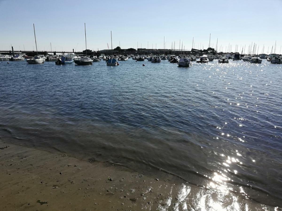 פורנישי Le Studio Gallieni, Face Mer, Vous Accueille En Ete Comme En Hiver! מראה חיצוני תמונה